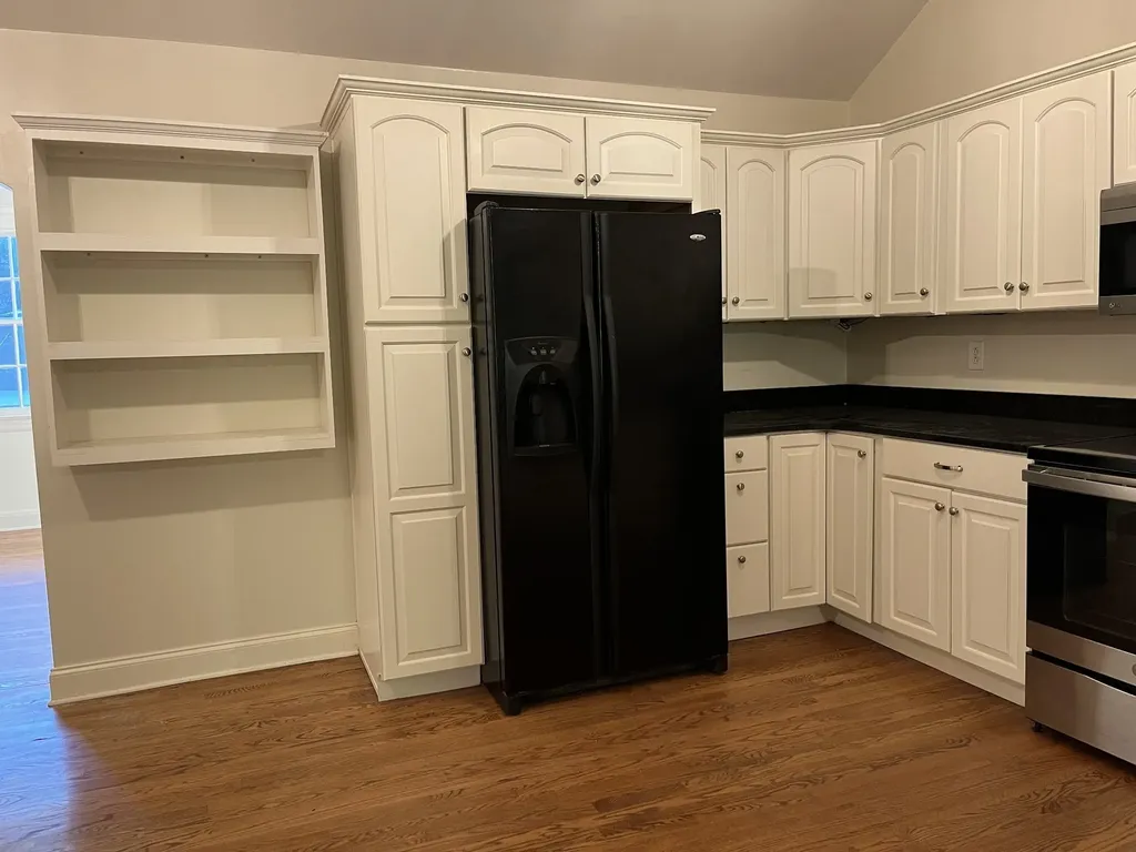 3820 Woodmont Lane Nashville TN 37215
