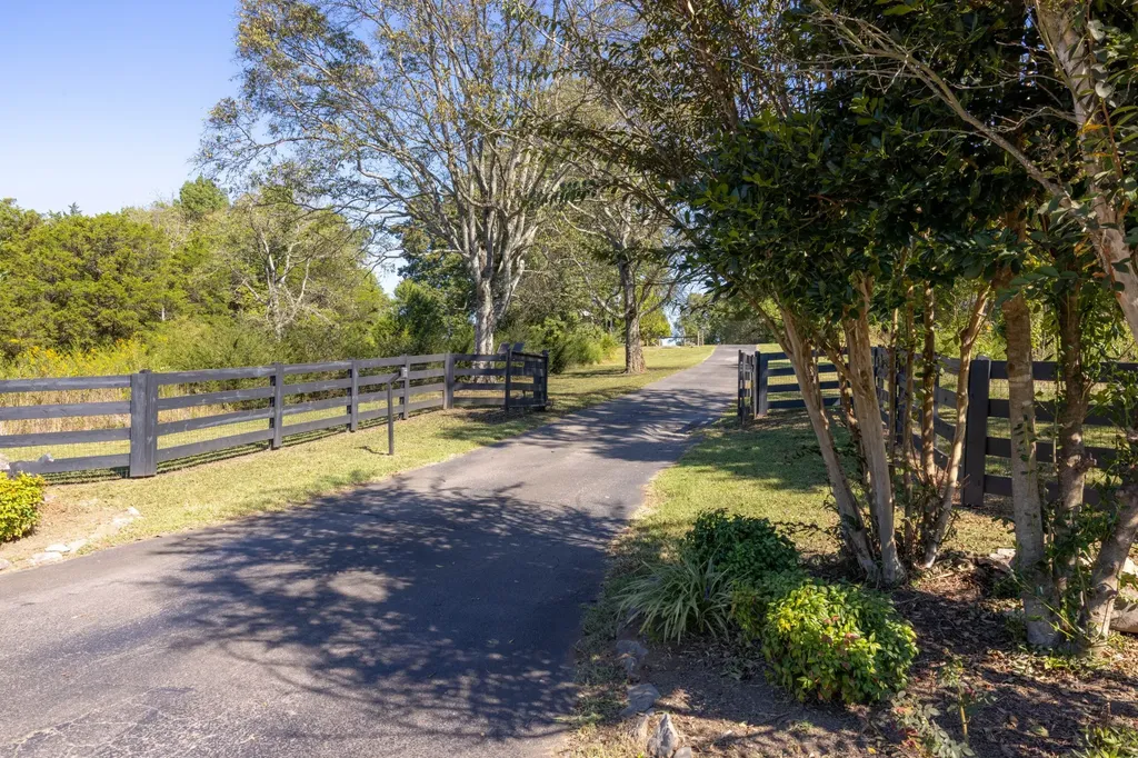 2084 Kidd Road Nolensville TN 37135