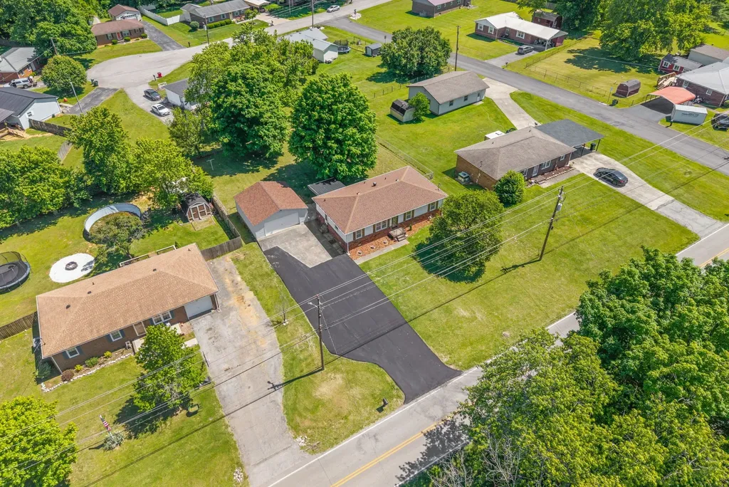 711 Sanderson Drive Hopkinsville KY 42240