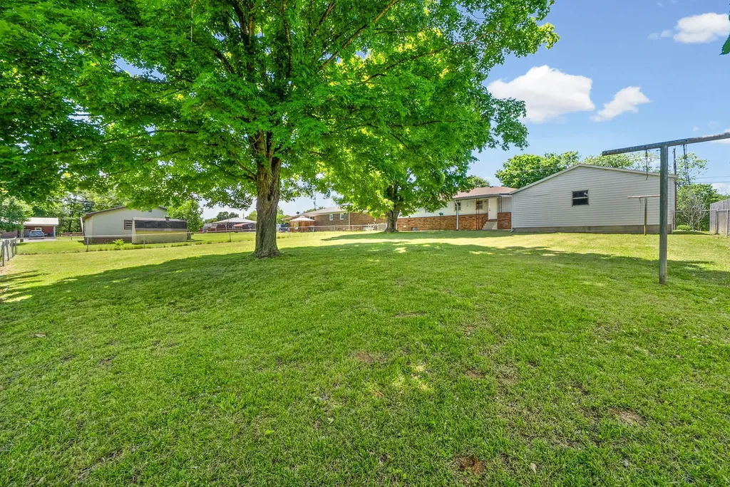 711 Sanderson Drive Hopkinsville KY 42240