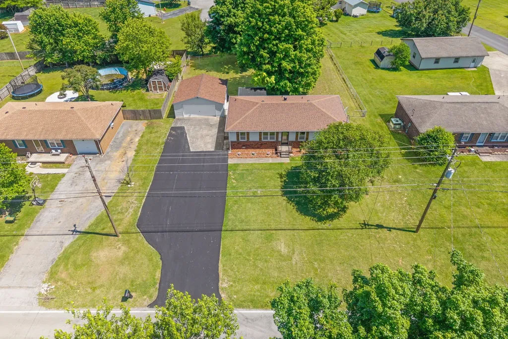 711 Sanderson Drive Hopkinsville KY 42240