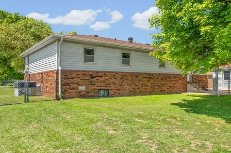 711 Sanderson Drive Hopkinsville KY 42240