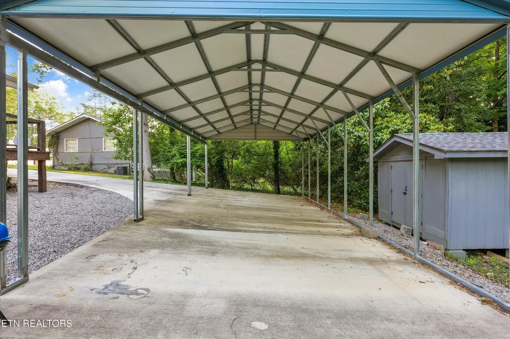 107 W Magnolia Lane Oak Ridge TN 37830