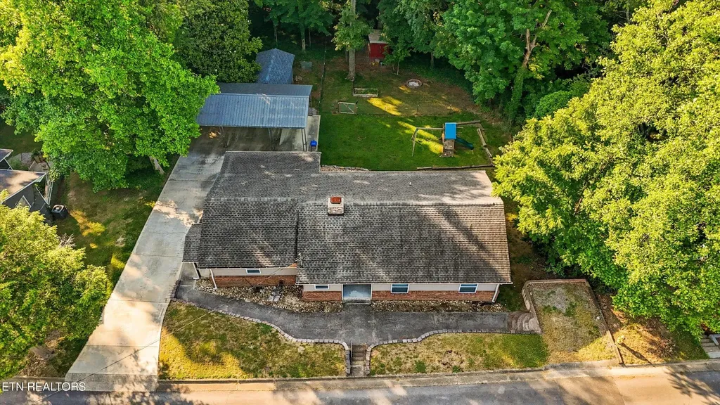 107 W Magnolia Lane Oak Ridge TN 37830