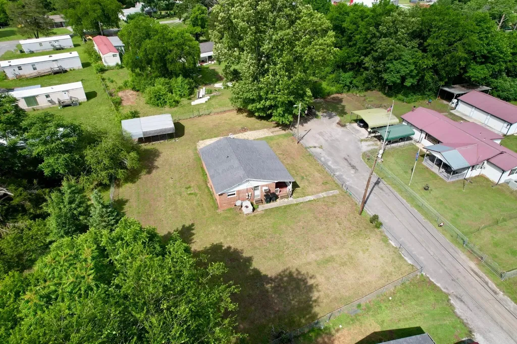 405 Red Maple Street Graysville TN 37338