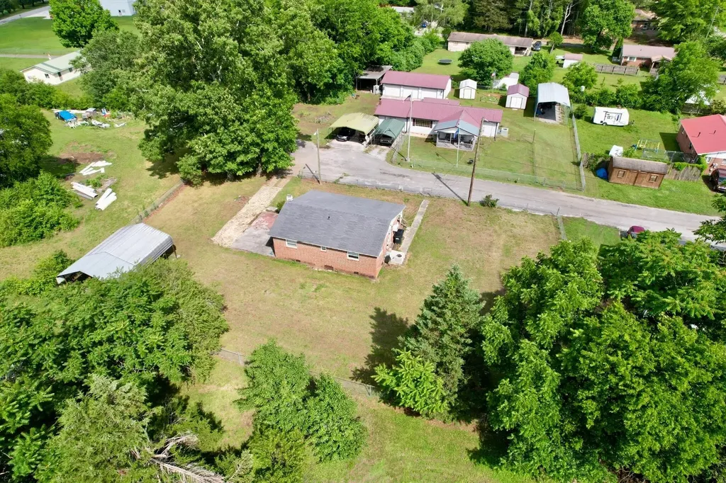 405 Red Maple Street Graysville TN 37338