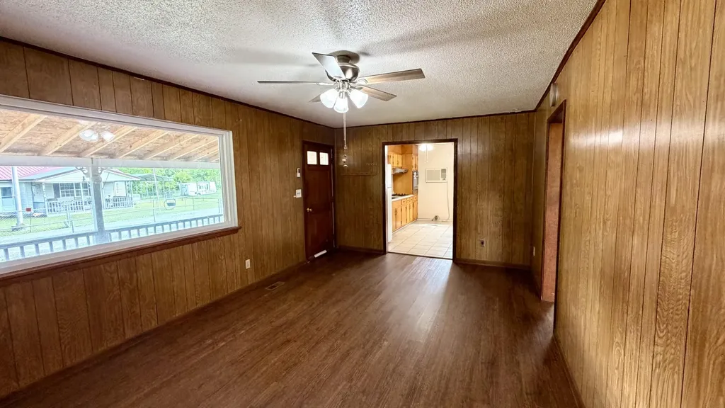 405 Red Maple Street Graysville TN 37338