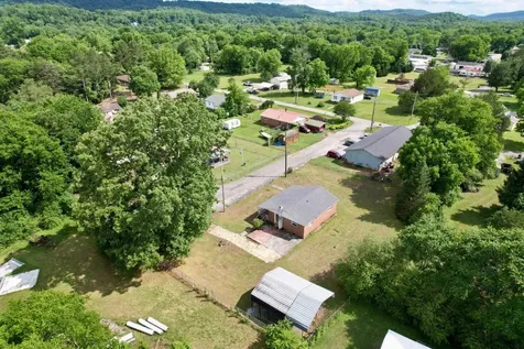 405 Red Maple Street Graysville TN 37338
