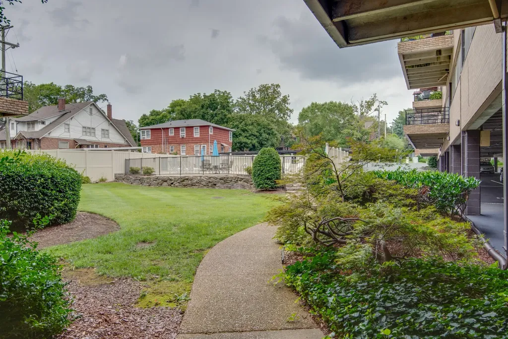 4200 West End Avenue Nashville TN 37205