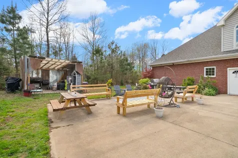 6091 Harmony Grove Road Hopkinsville KY 42240