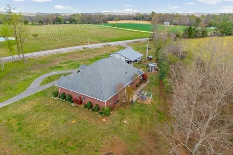6091 Harmony Grove Road Hopkinsville KY 42240