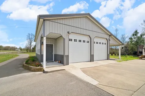 6091 Harmony Grove Road Hopkinsville KY 42240