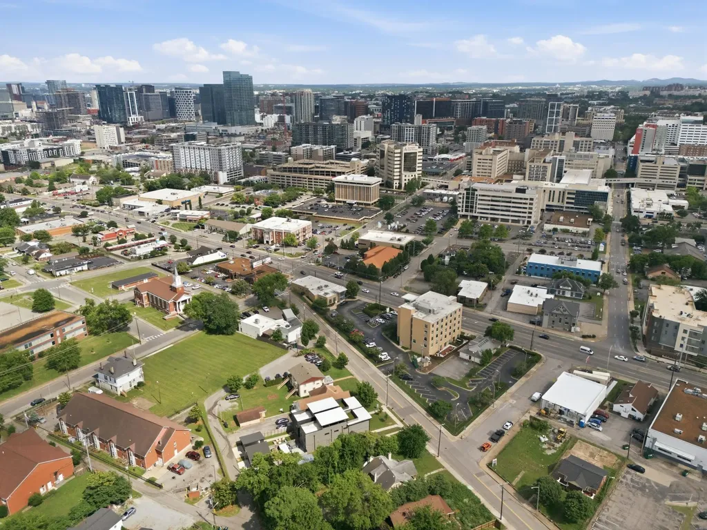 2020 Clifton Avenue Nashville TN 37203