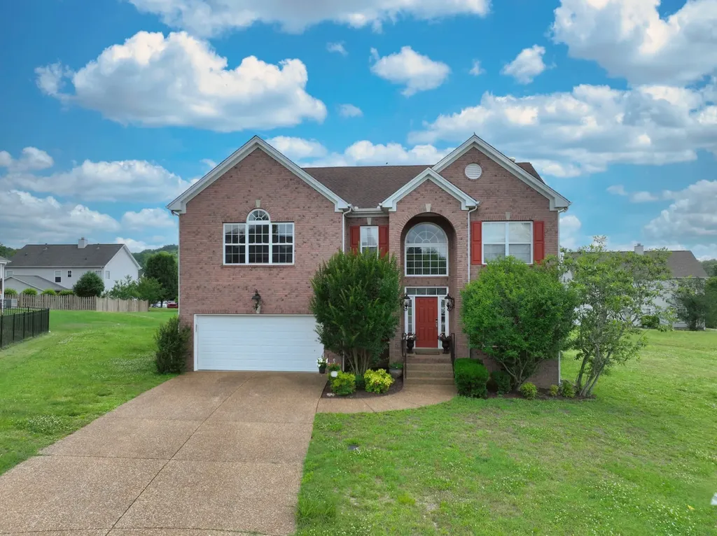 102 Lance Park Circle Goodlettsville TN 37072