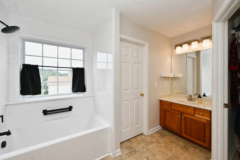 102 Lance Park Circle Goodlettsville TN 37072