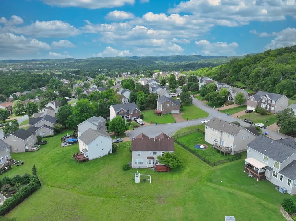 102 Lance Park Circle Goodlettsville TN 37072
