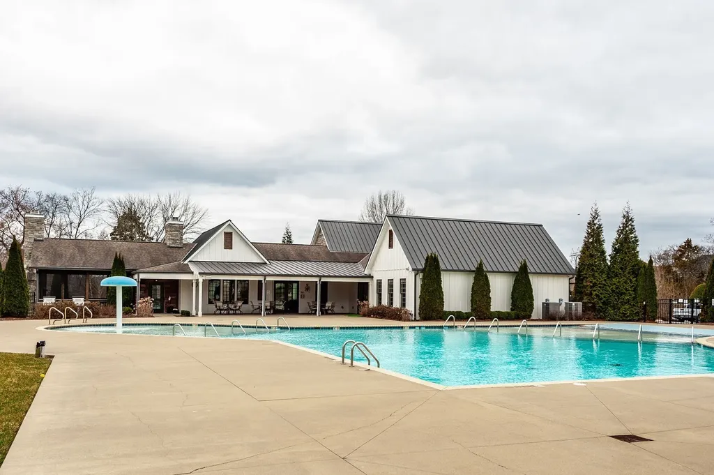 143 Day Star Court Gallatin TN 37066