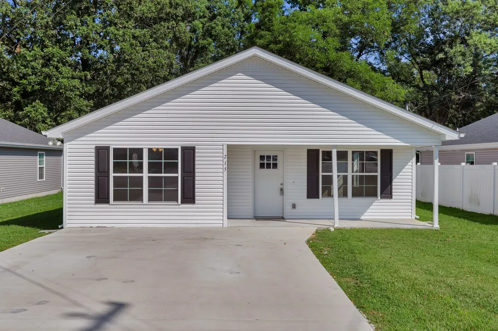 715 E Lincoln Street Tullahoma TN 37388