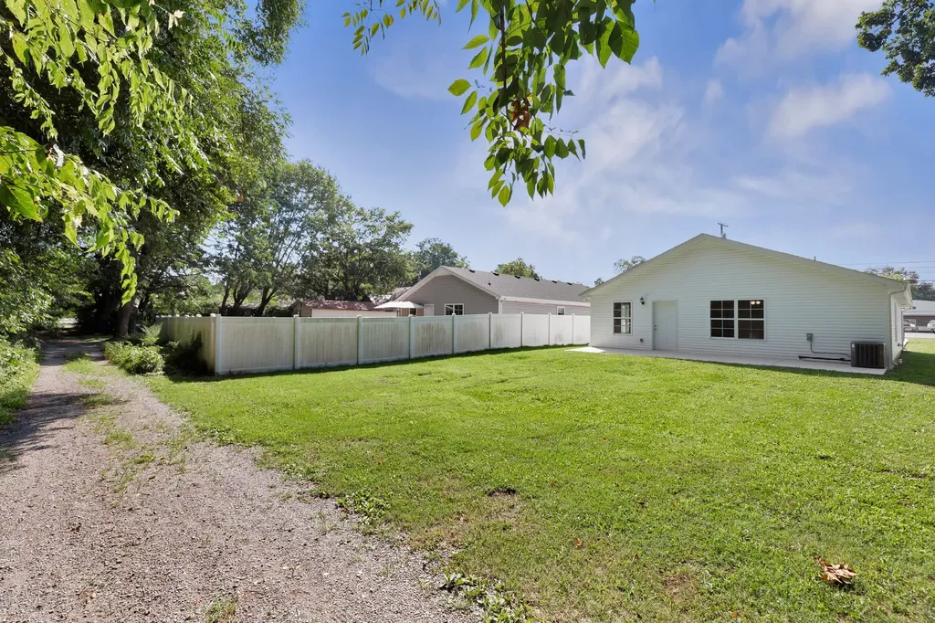 715 E Lincoln Street Tullahoma TN 37388