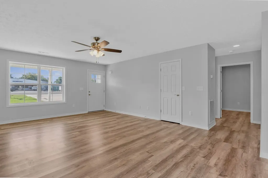 715 E Lincoln Street Tullahoma TN 37388