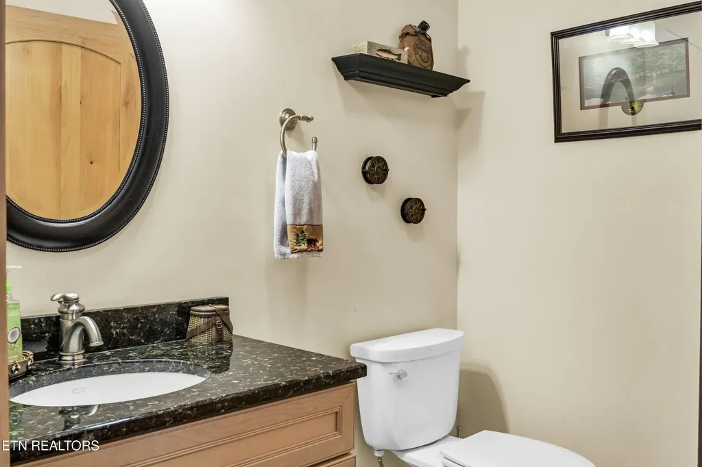 1667 Cherohala Skyway Tellico Plains TN 37385