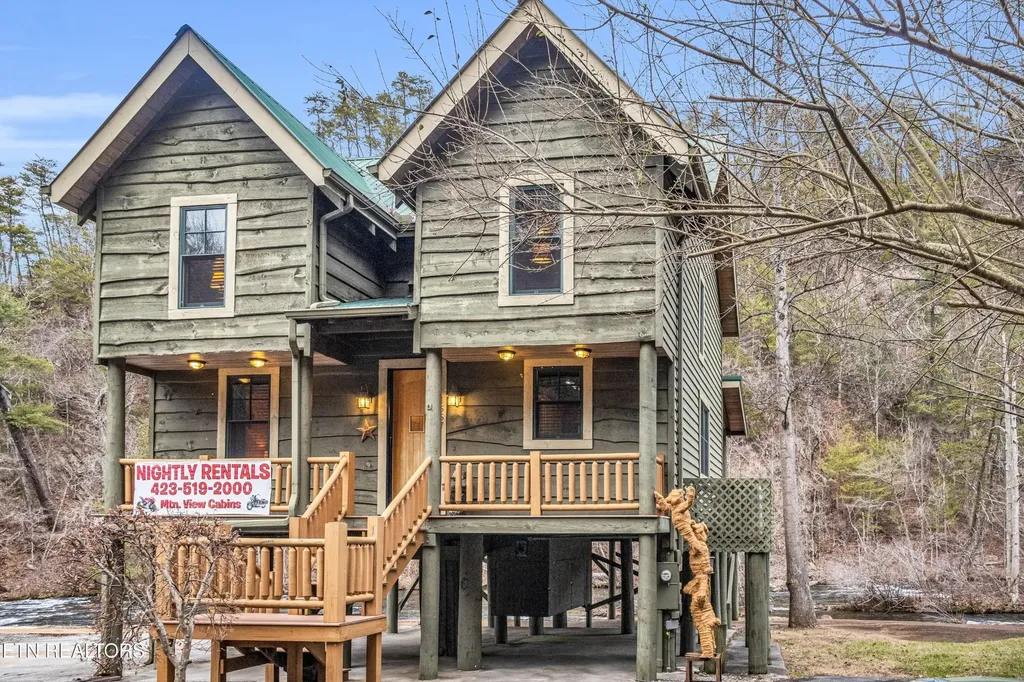 1667 Cherohala Skyway Tellico Plains TN 37385