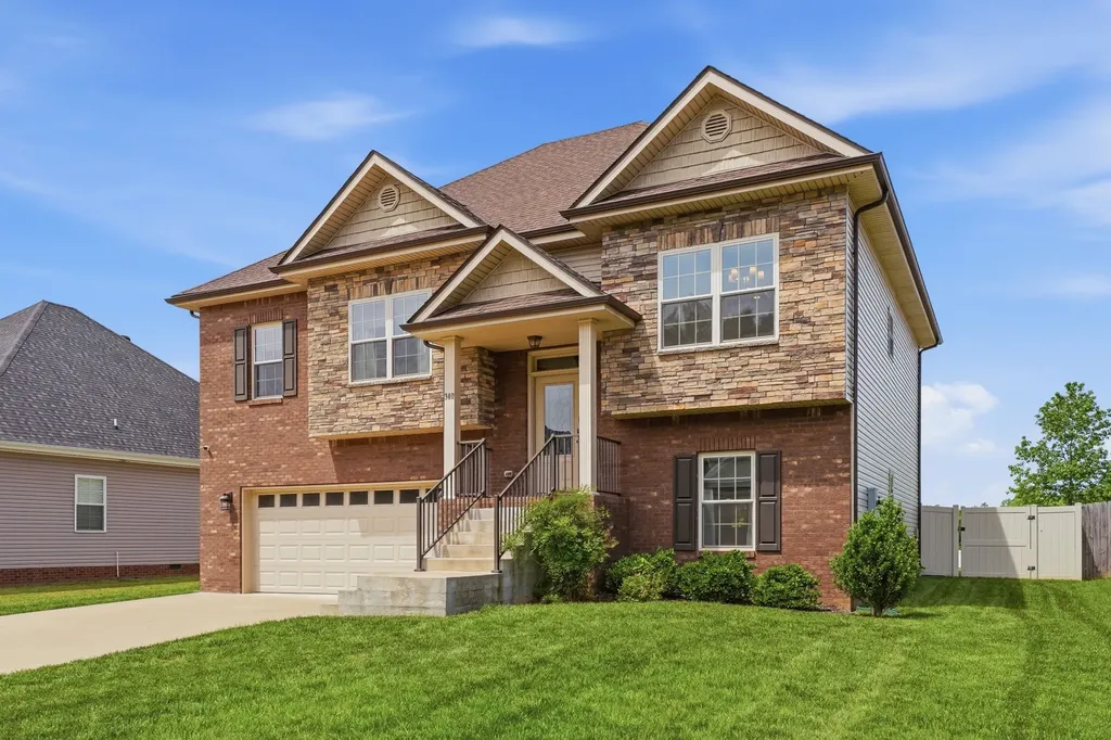 340 Chase Drive Clarksville TN 37043