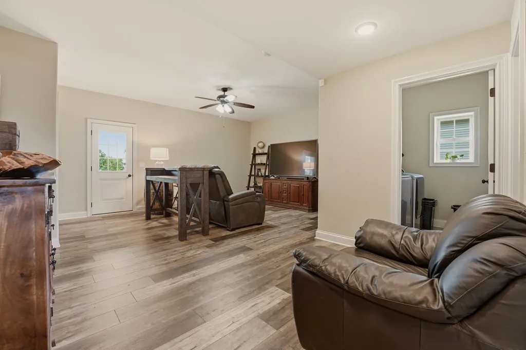 340 Chase Drive Clarksville TN 37043