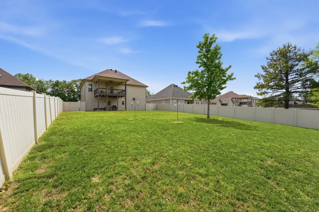 340 Chase Drive Clarksville TN 37043