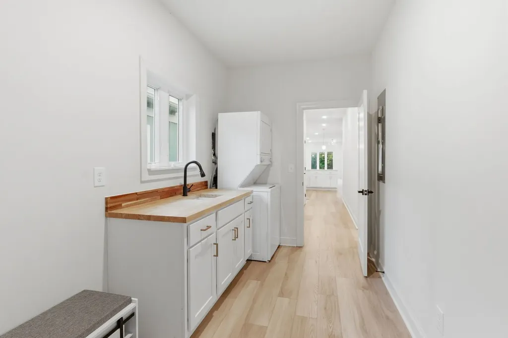 2401B Inga Street Nashville TN 37206