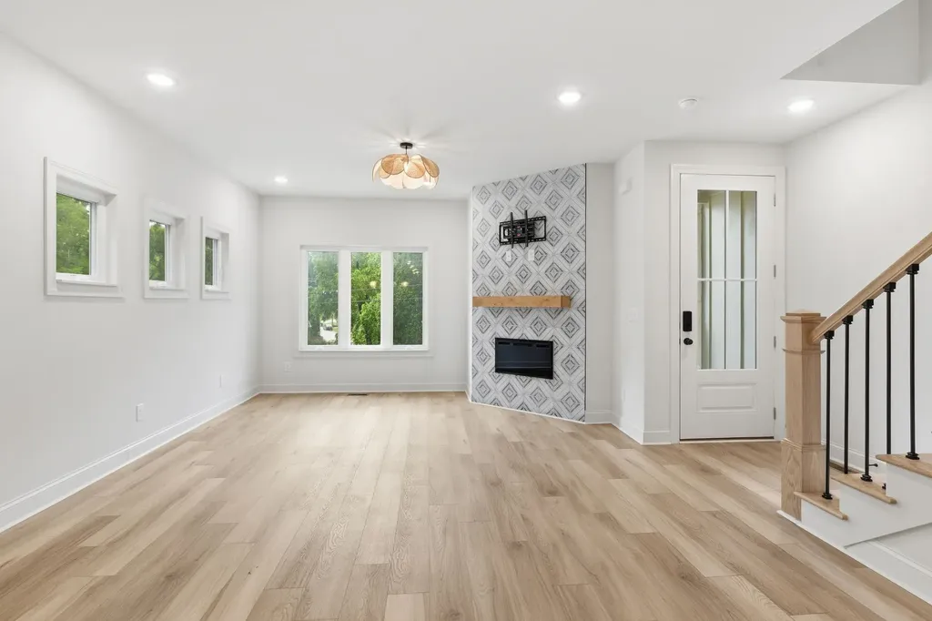 2401B Inga Street Nashville TN 37206