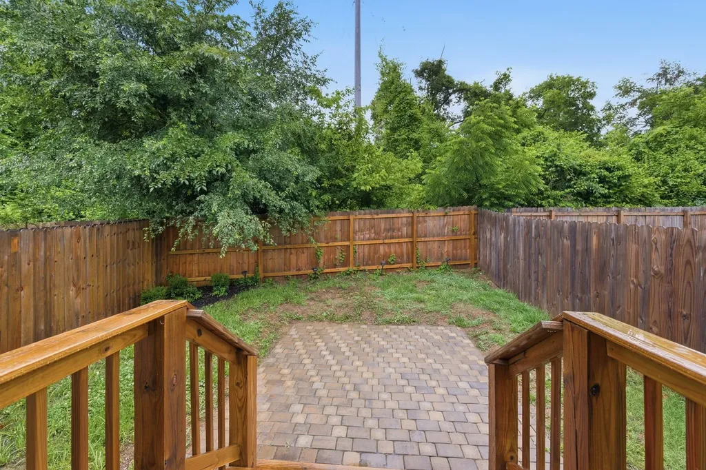 2401B Inga Street Nashville TN 37206