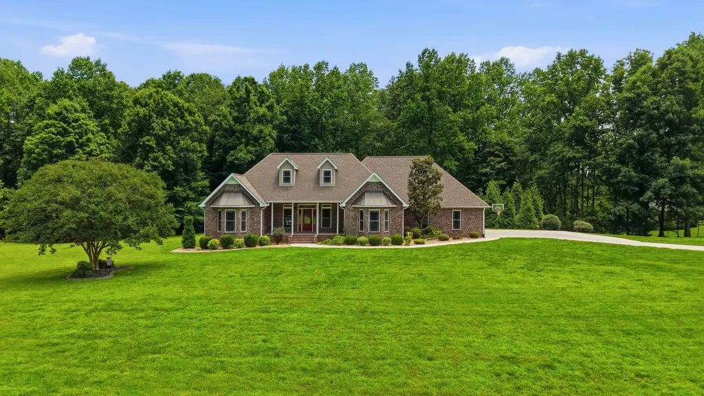 169 Grace Haven Lane Lynchburg TN 37352