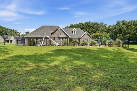 169 Grace Haven Lane Lynchburg TN 37352