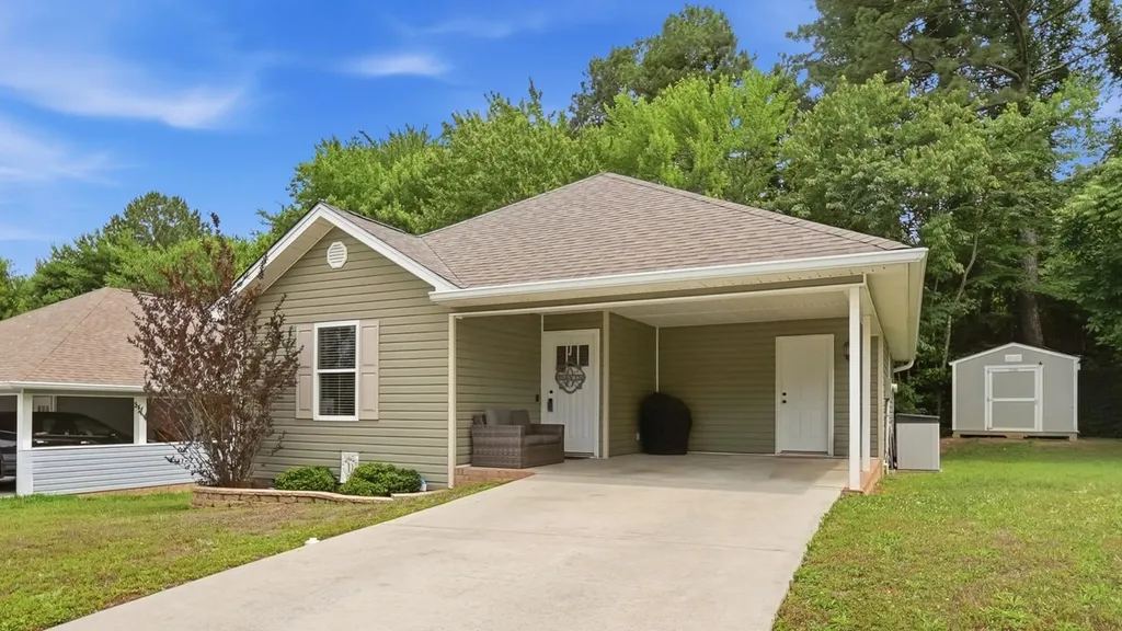 1676 Southern Heights Circle, SE Cleveland TN 37311