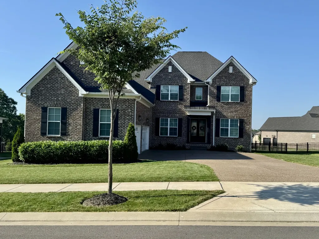 1005 Keeneland Drive Gallatin TN 37066