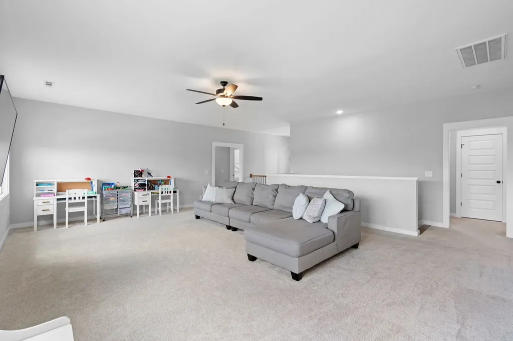 1005 Keeneland Drive Gallatin TN 37066