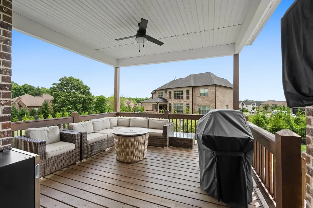 1005 Keeneland Drive Gallatin TN 37066