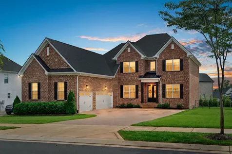 1005 Keeneland Drive Gallatin TN 37066