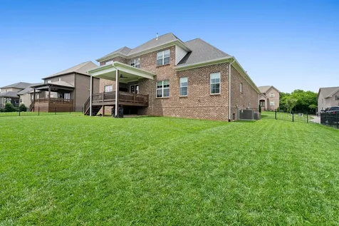 1005 Keeneland Drive Gallatin TN 37066