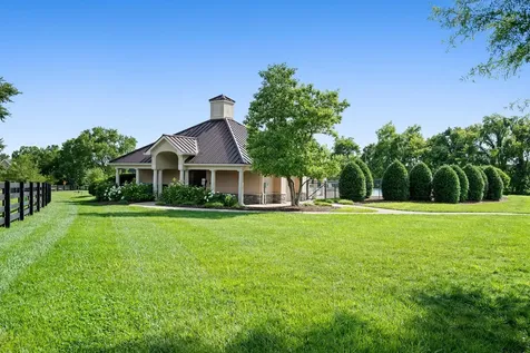 1005 Keeneland Drive Gallatin TN 37066