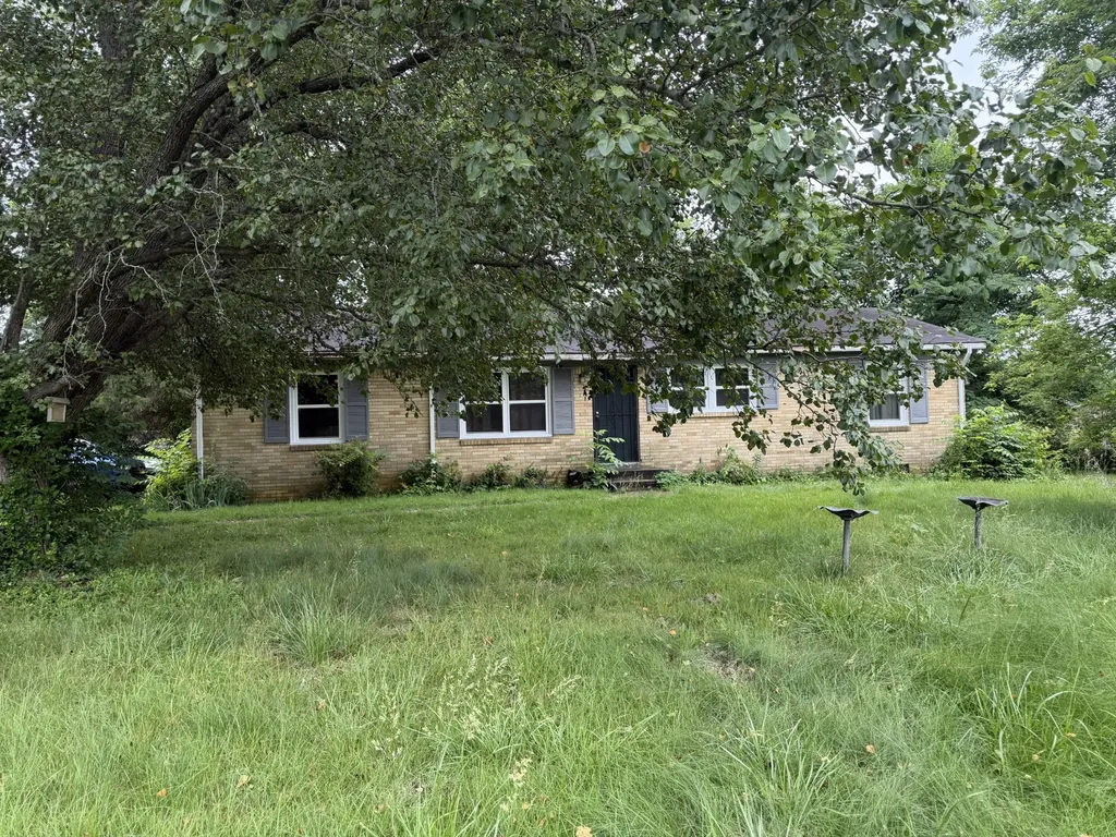201 Ambrose Drive Clarksville TN 37042