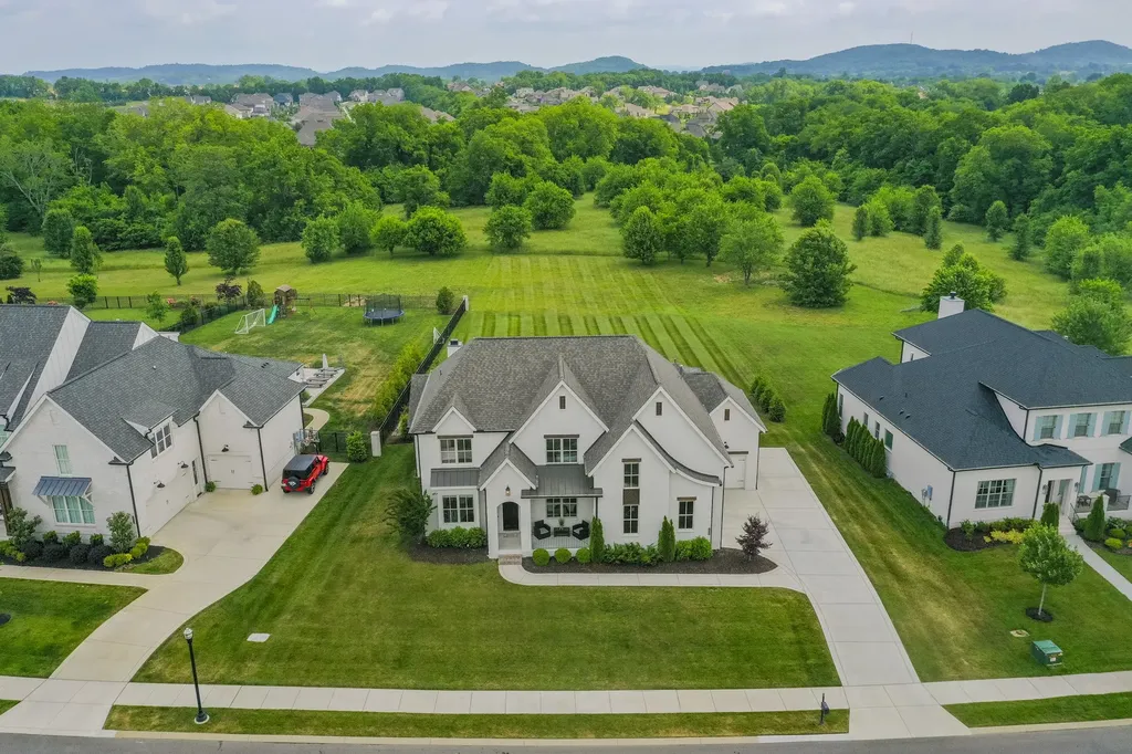 3659 Ronstadt Road Thompsons Station TN 37179