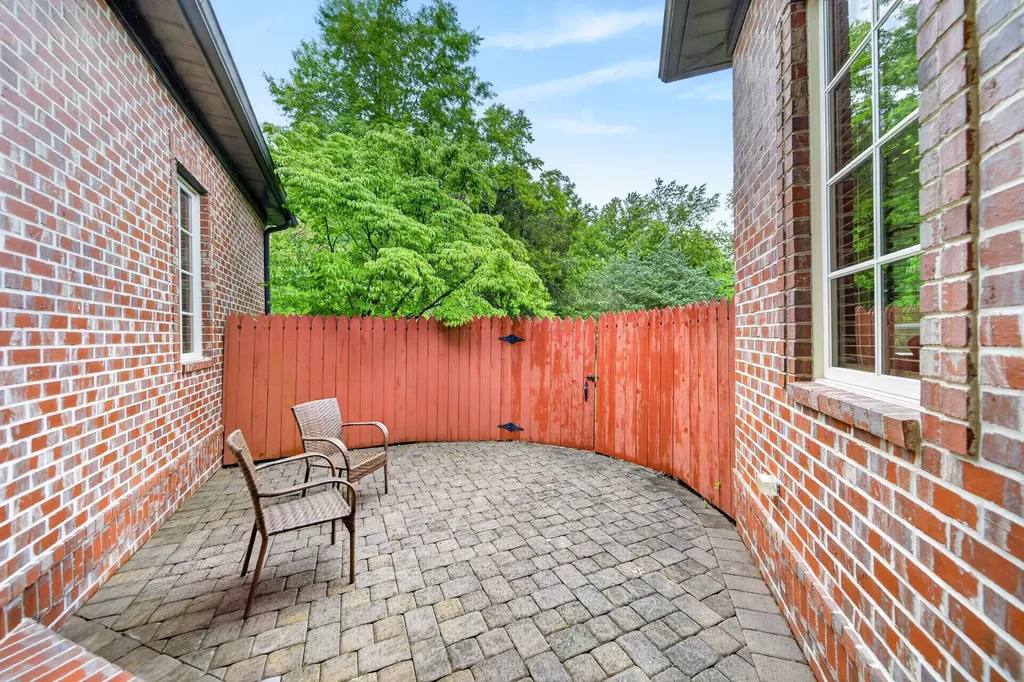 106B Timber Hills Road Hendersonville TN 37075