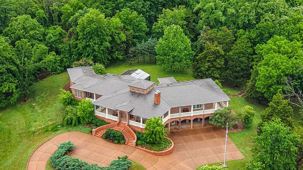 106B Timber Hills Road Hendersonville TN 37075