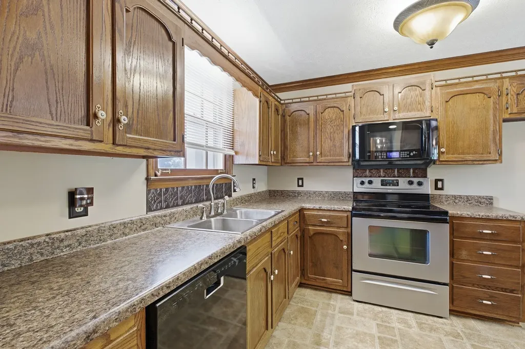 108 Ashlea Court Goodlettsville TN 37072