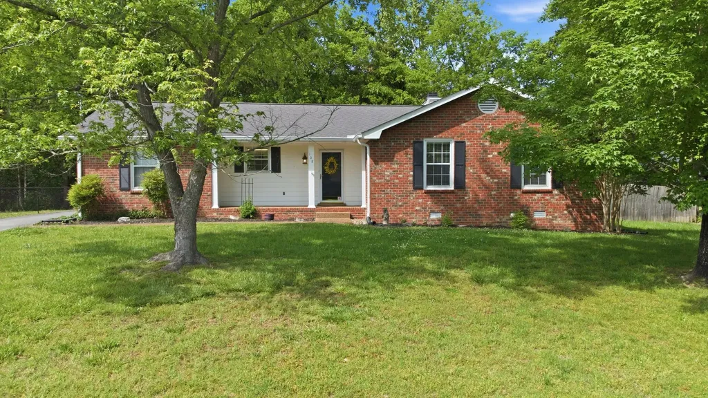 108 Ashlea Court Goodlettsville TN 37072