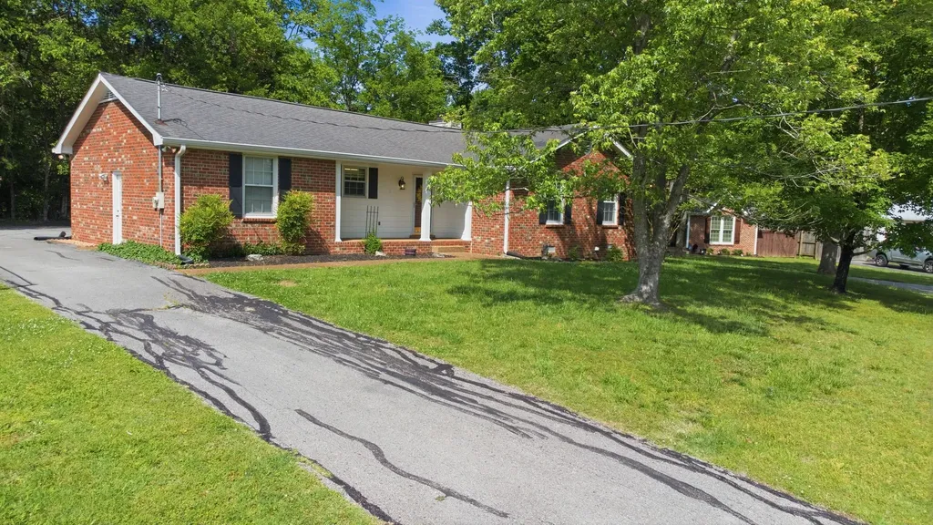 108 Ashlea Court Goodlettsville TN 37072
