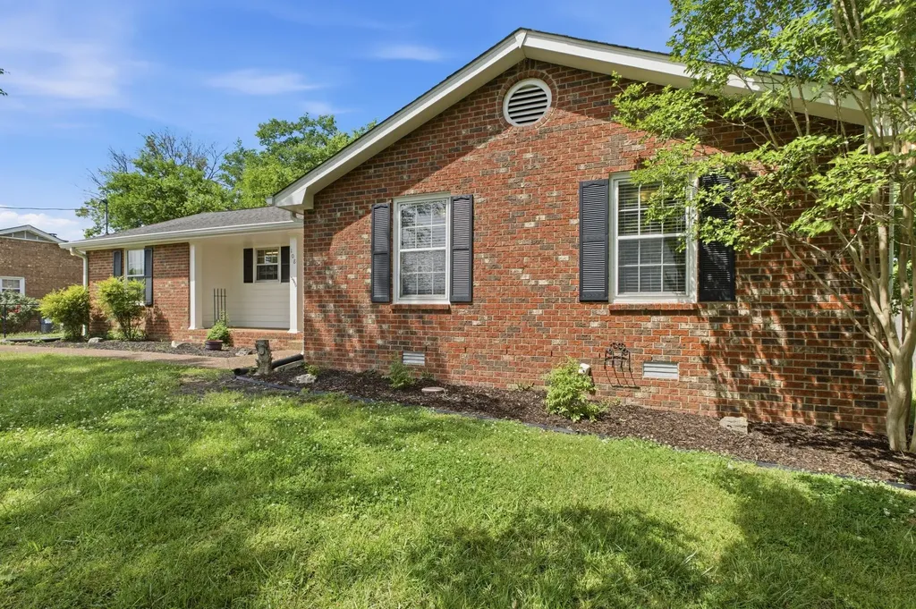108 Ashlea Court Goodlettsville TN 37072