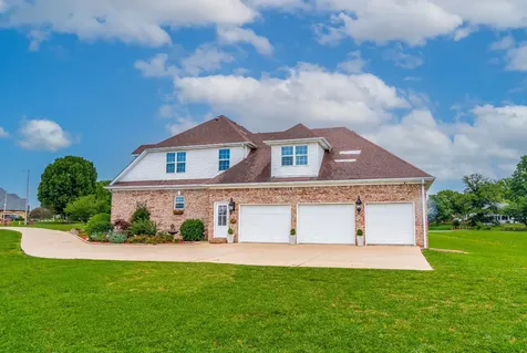 2164 Fairway Drive Dyersburg TN 38024